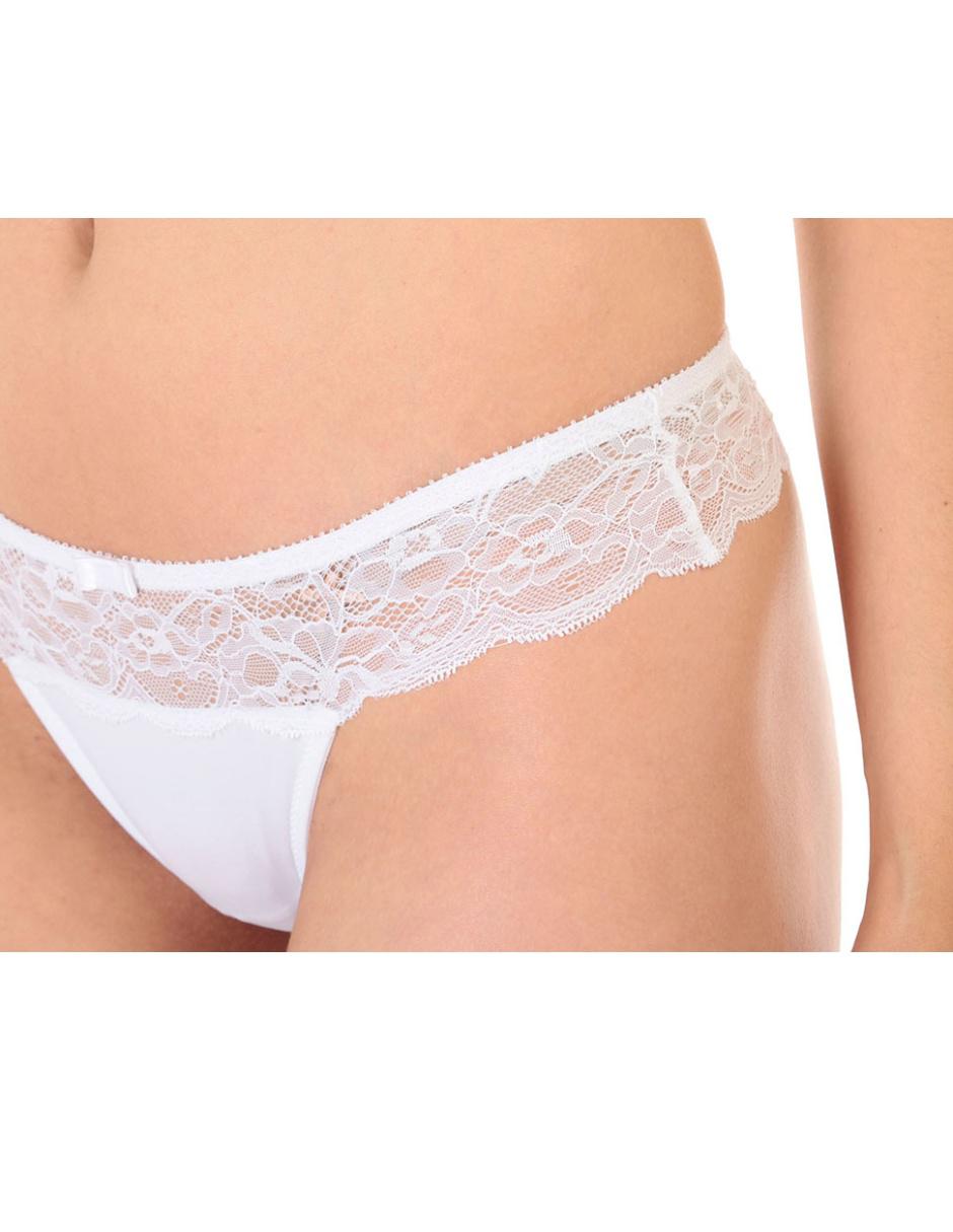 Tanga con encaje 4